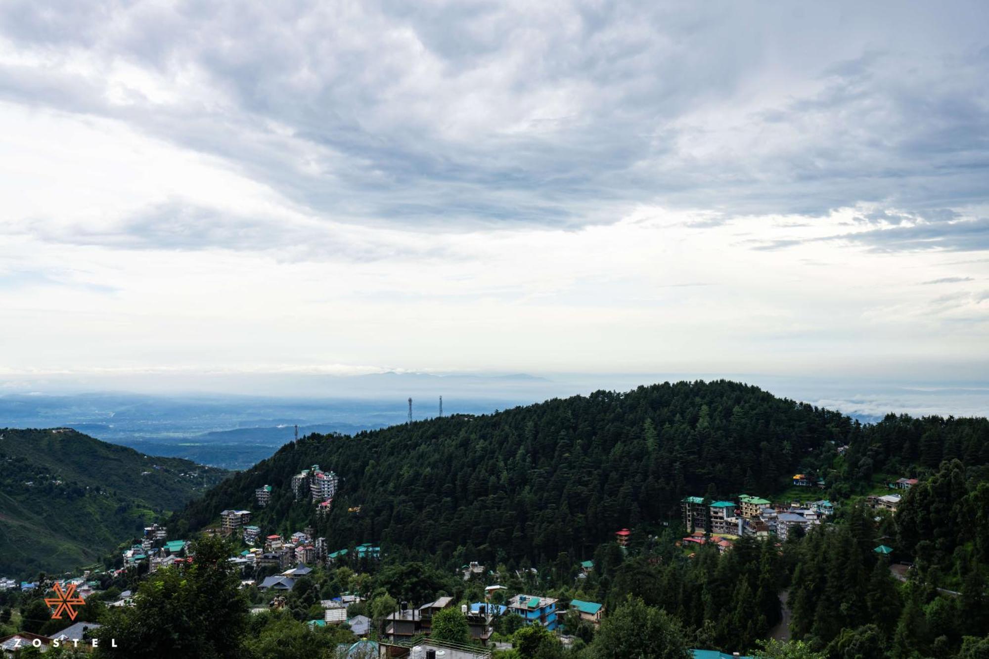 Хостел Zostel Dharamkot Мак-Леод-Гейндж Экстерьер фото