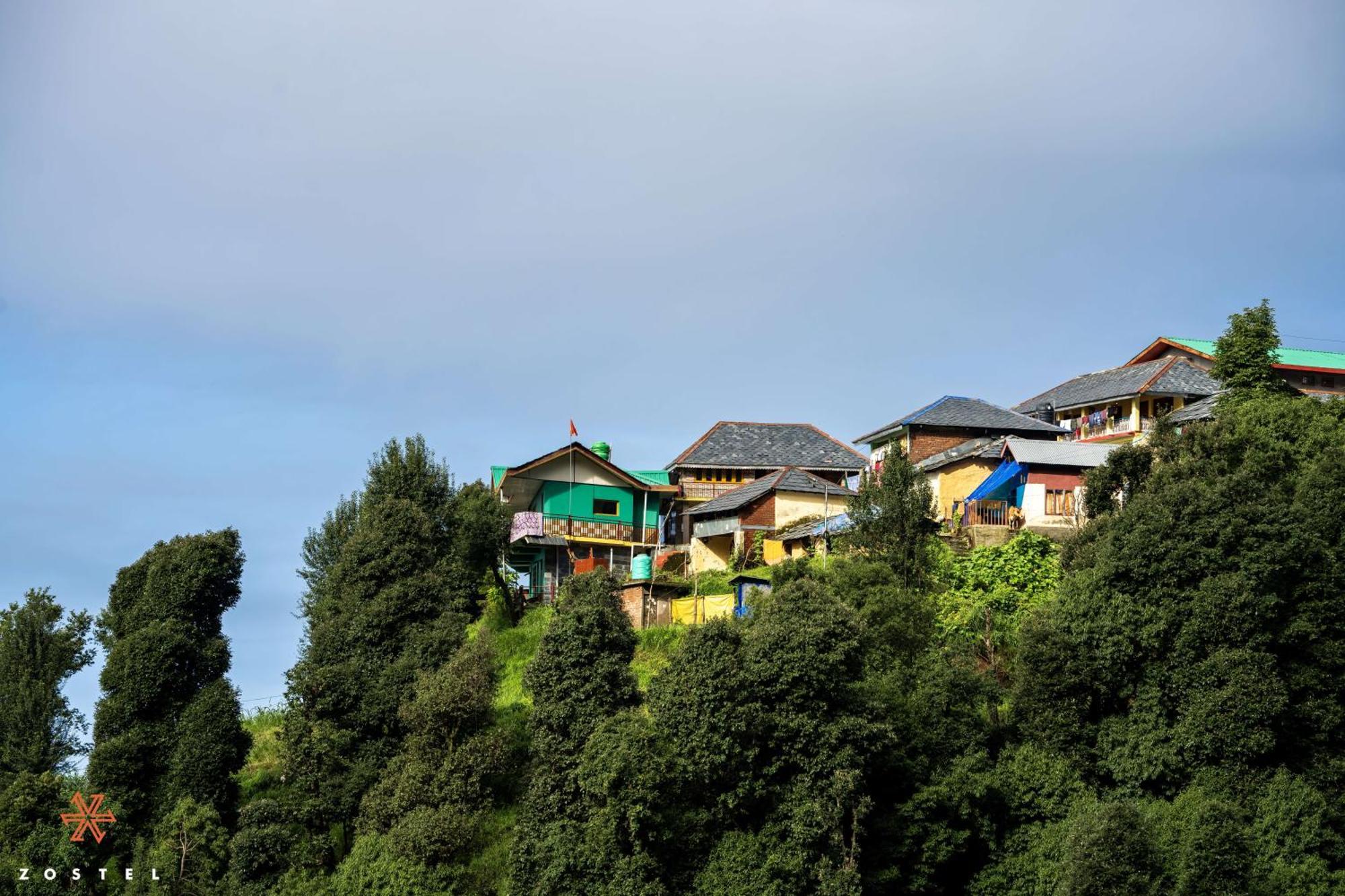 Хостел Zostel Dharamkot Мак-Леод-Гейндж Экстерьер фото